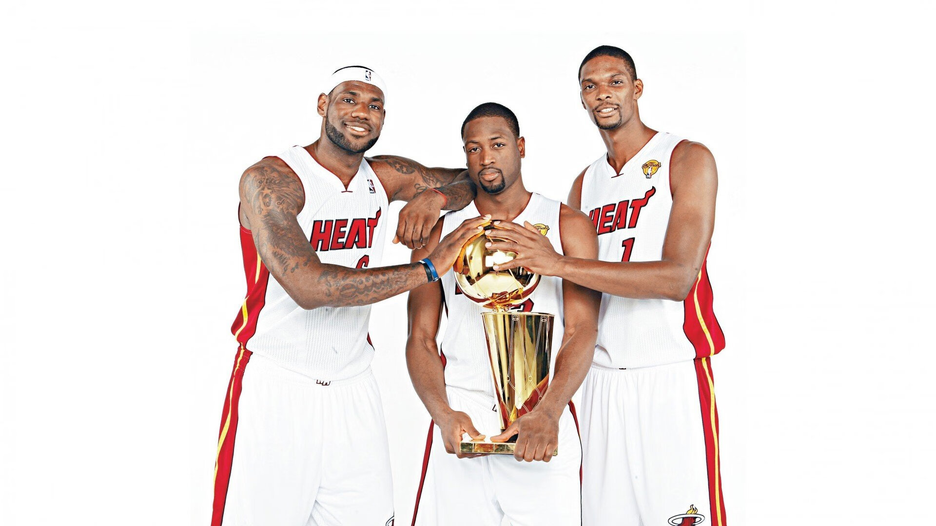 老鹰关键战突围骑士,利拉德成为关键先生